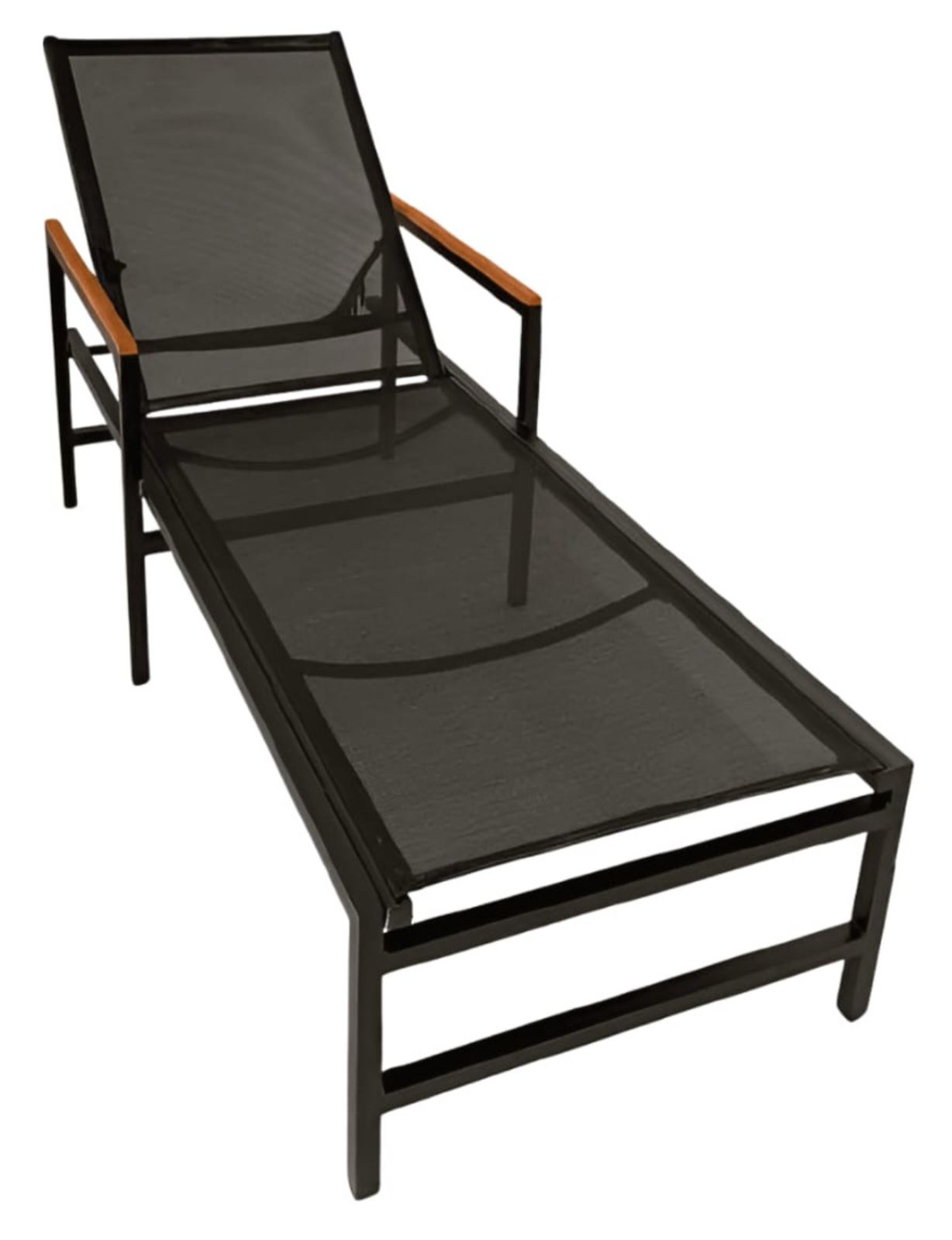 Espreguiçadeira Berlim/Tela Sling detalhe madeira no braço (opcional)